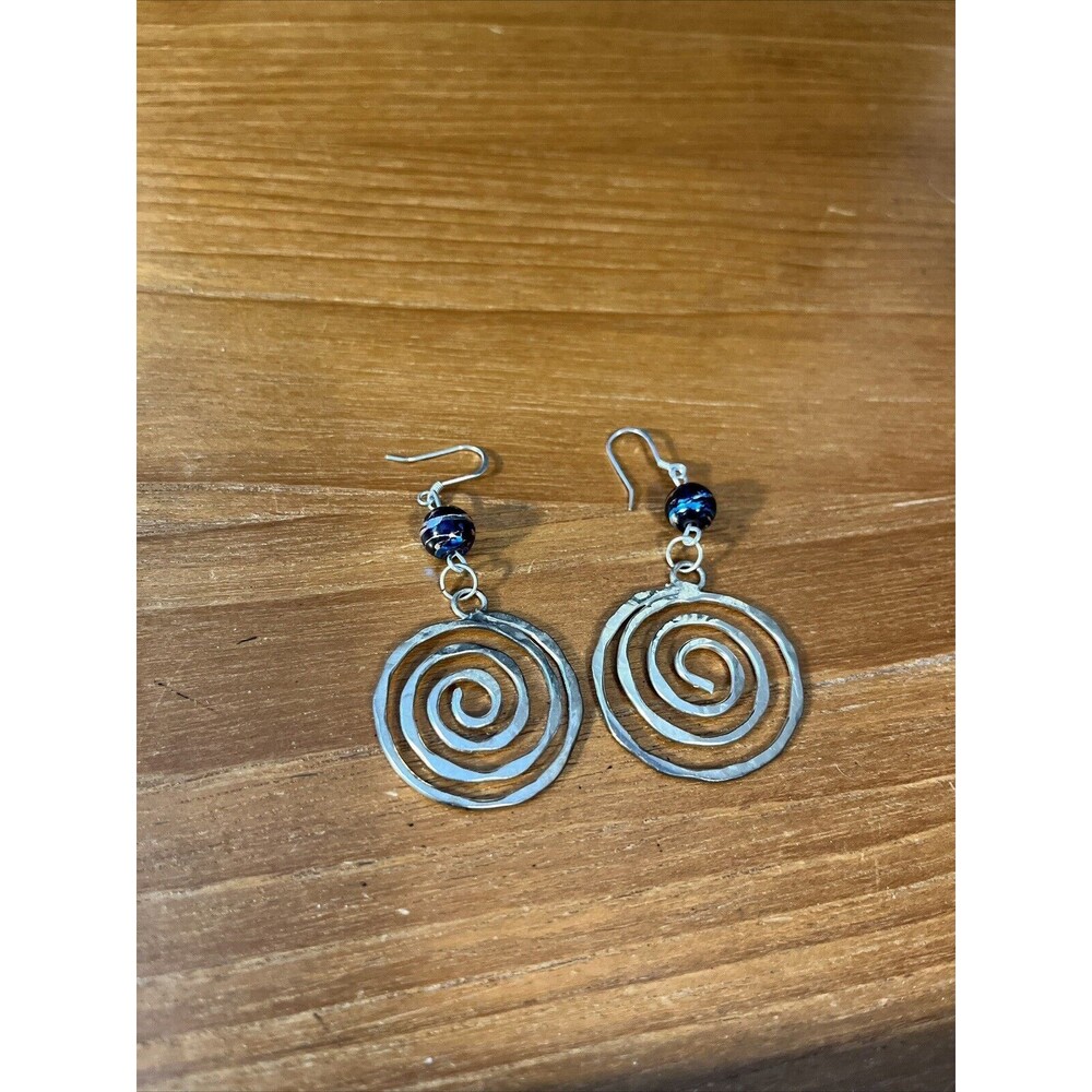 Hammered Flat Spiral Design Glass Bead Round Pendant Finish Dangle Hook Earrings